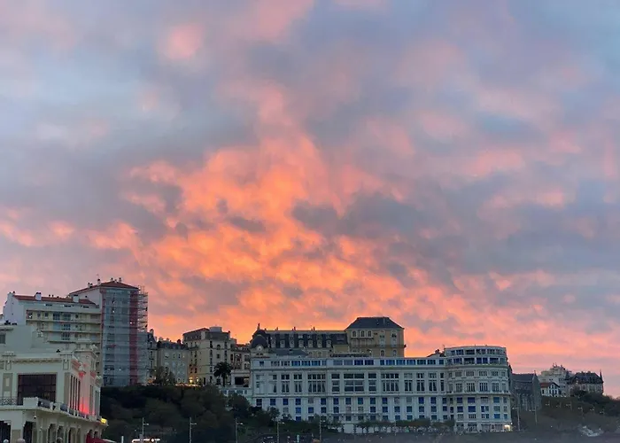 Apartament En Front De Avec Piscine Et Wi-fi A - Fr-1-3-621