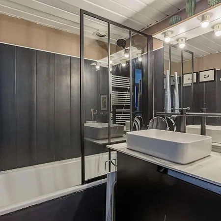 En Front De Avec Piscine Et Wi-fi à - Fr-1-3-621 Appartamento