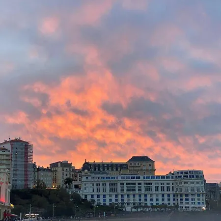 Appartamento En Front De Avec Piscine Et Wi-fi à - Fr-1-3-621